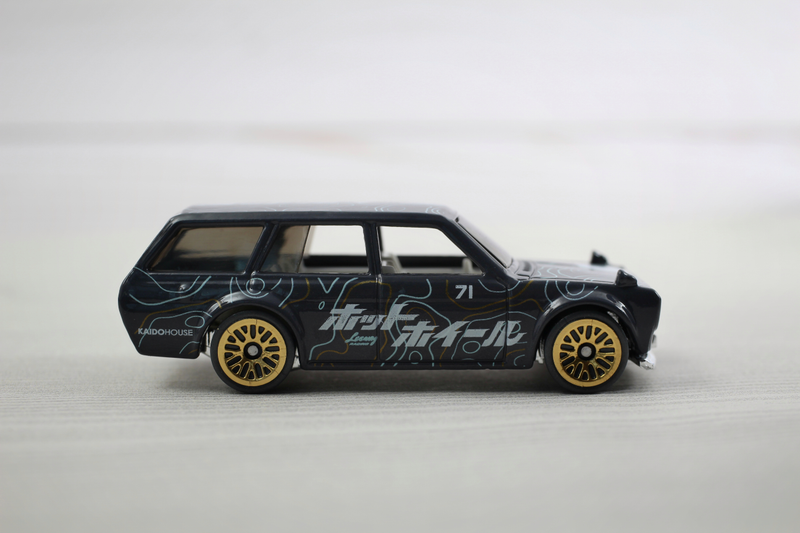 Illustration for article titled Speed Blur Datsun 510 Wagon